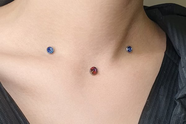 Mikrodermálny piercing