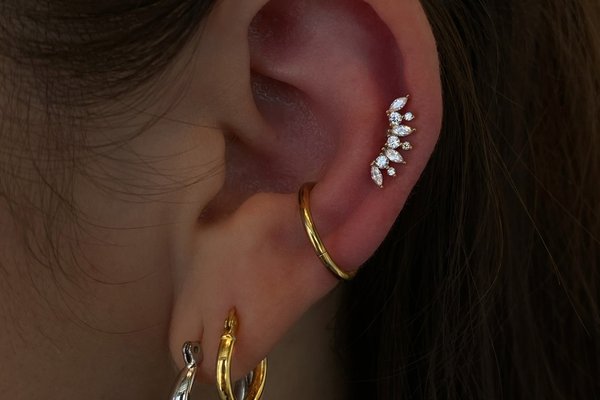 Helix piercing