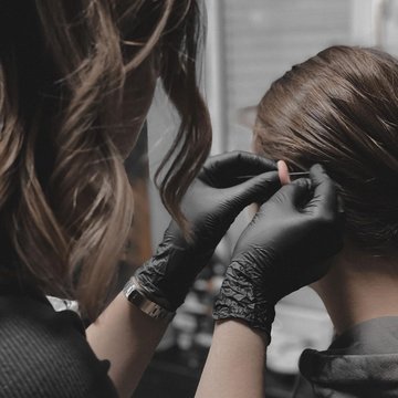Školenie piercingu v Košiciach