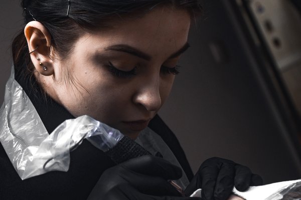 Permanentný make-up obočia