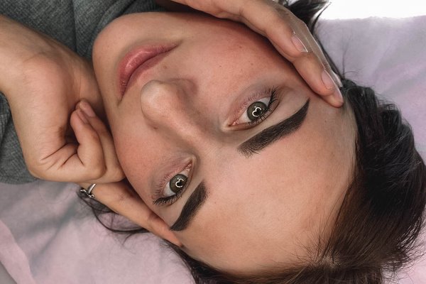 Permanentný make-up obočia
