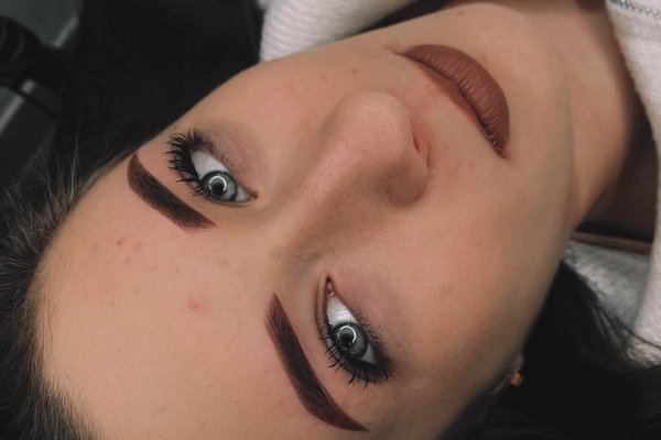 Permanentný make-up obočia